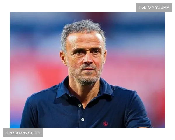 恩里克执教理念聚焦技术与团队合作,引领球队迈向复兴新纪元 恩里克执教理念聚焦技术与团队合作,引领球队迈向复兴新纪元