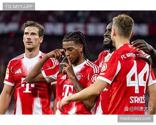 德甲阵容迎来新老交替:新星闪耀赛场,传奇老将挥手告别 德甲阵容迎来新老交替:新星闪耀赛场,传奇老将挥手告别