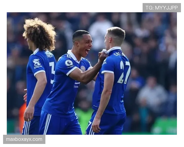 蒂莱曼斯莱斯特城表现抢眼，未来去向引多方关注