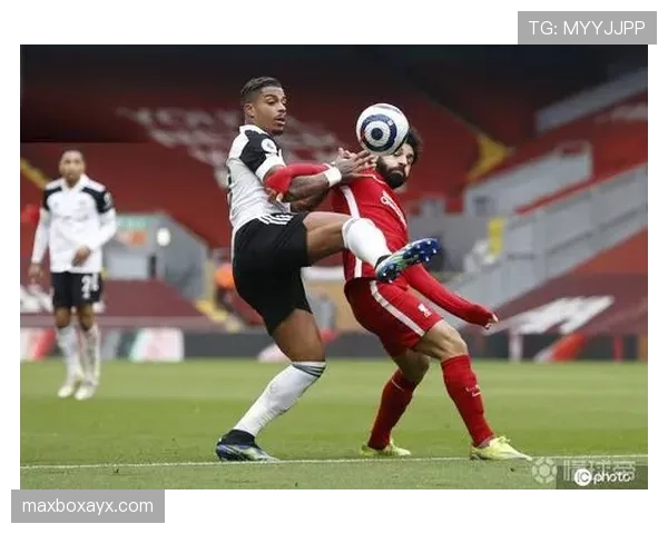 富勒姆硬撼强敌力保球门不失,稳固防线成关键亮点 富勒姆硬撼强敌力保球门不失,稳固防线成关键亮点