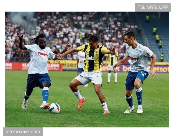 吉马良斯状态回暖,力争下轮延续稳定表现 吉马良斯状态回暖,力争下轮延续稳定表现