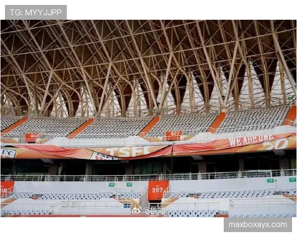 山东泰山主场迁至济南奥体中心,新赛季备战有序推进 山东泰山主场迁至济南奥体中心,新赛季备战有序推进