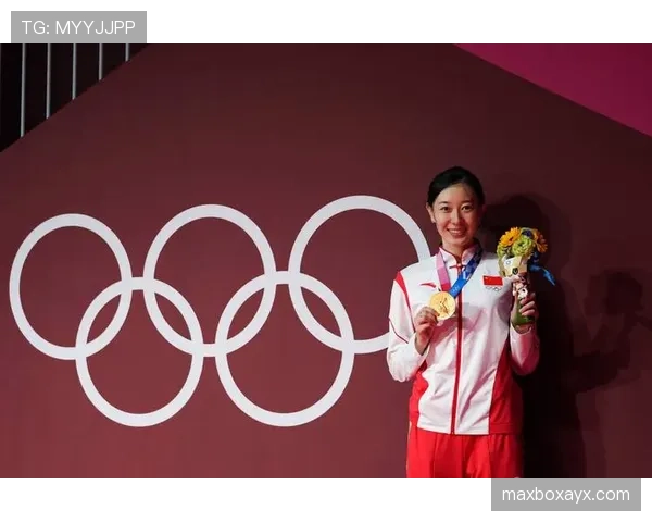 孙一文赛场上杀气腾腾，回家秒变遛狗狂魔？